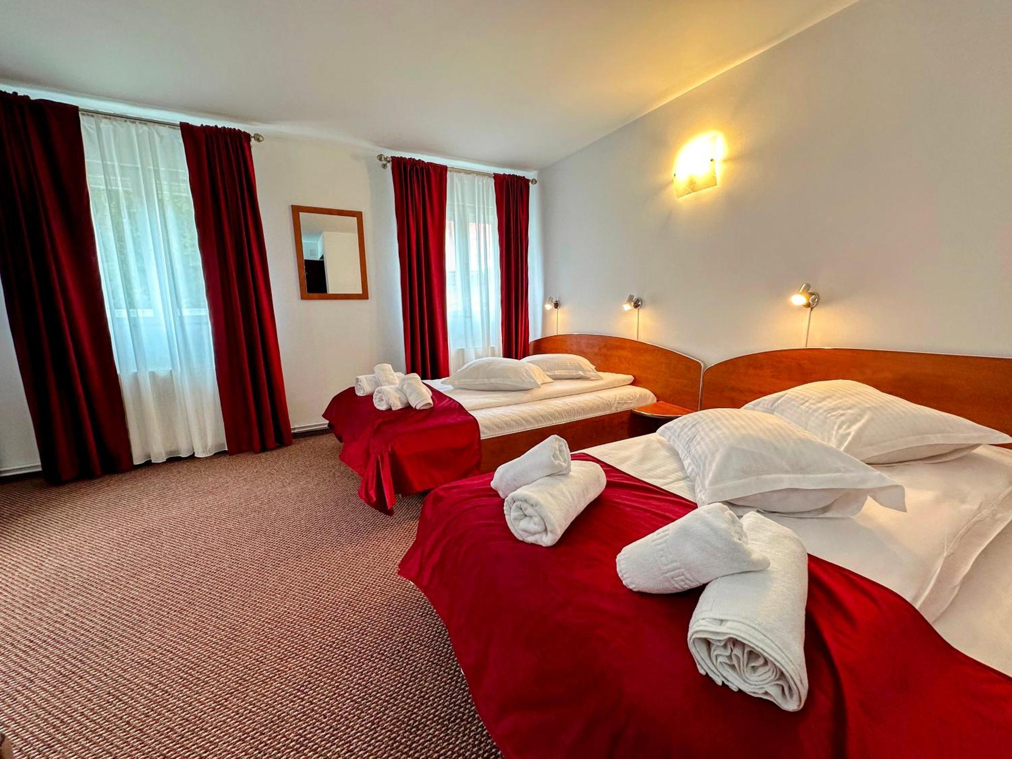 Valea Alba View - Self Check-In Hotel Busteni Luaran gambar